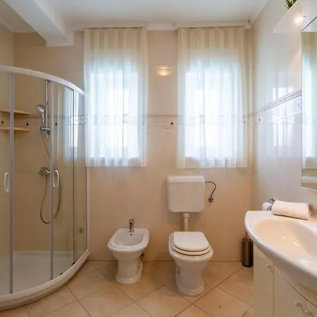 Family Friendly House With A Swimming Pool - 27226 Umag